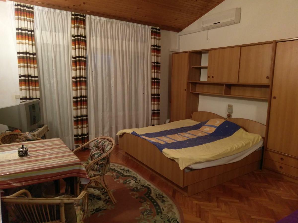 Apartmani Marijana Selce Zewnętrze zdjęcie